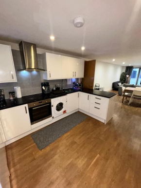 Bright and Modern 3 Bed Apartment Hyde Park Central London